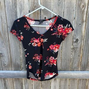 Rue21 blouse v-neck short sleeve size xs